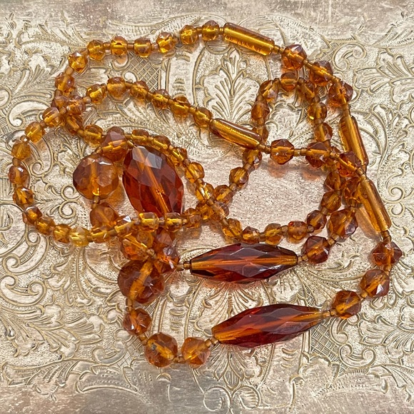 1950s honey amber glass necklace - Picture 3 of 7